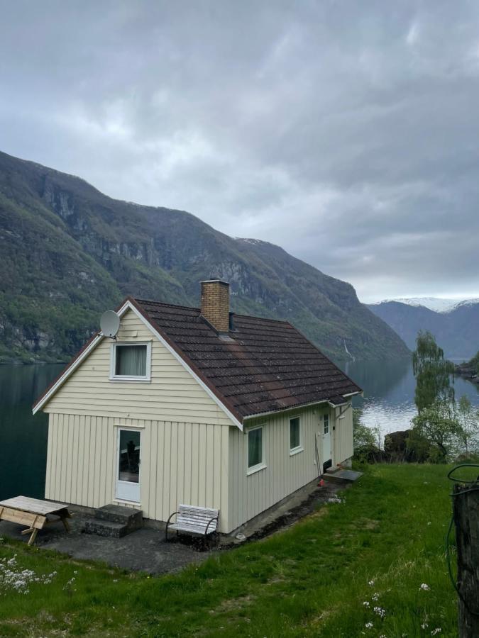 Aurland Feriehus Bagian luar foto
