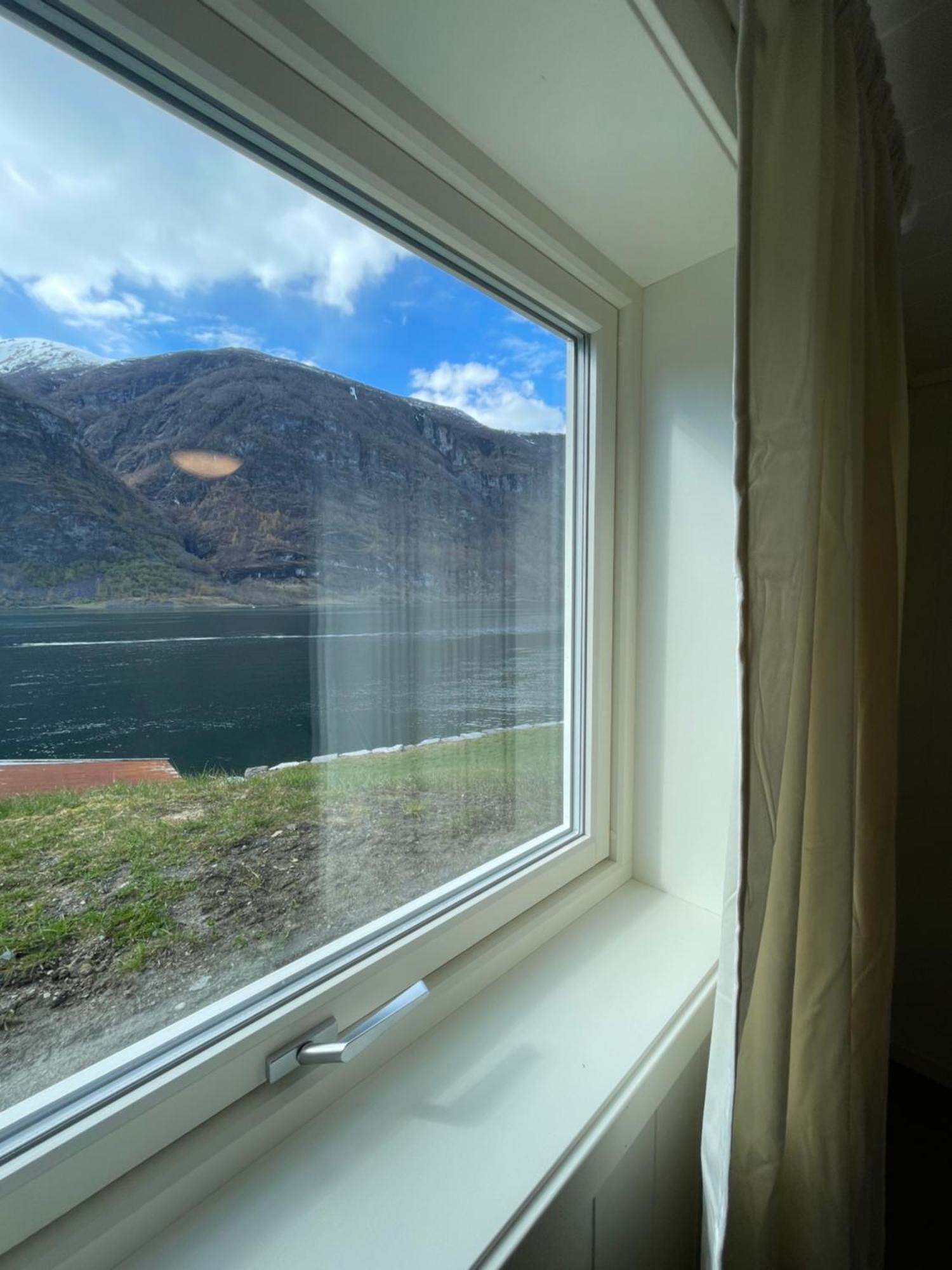 Aurland Feriehus Bagian luar foto