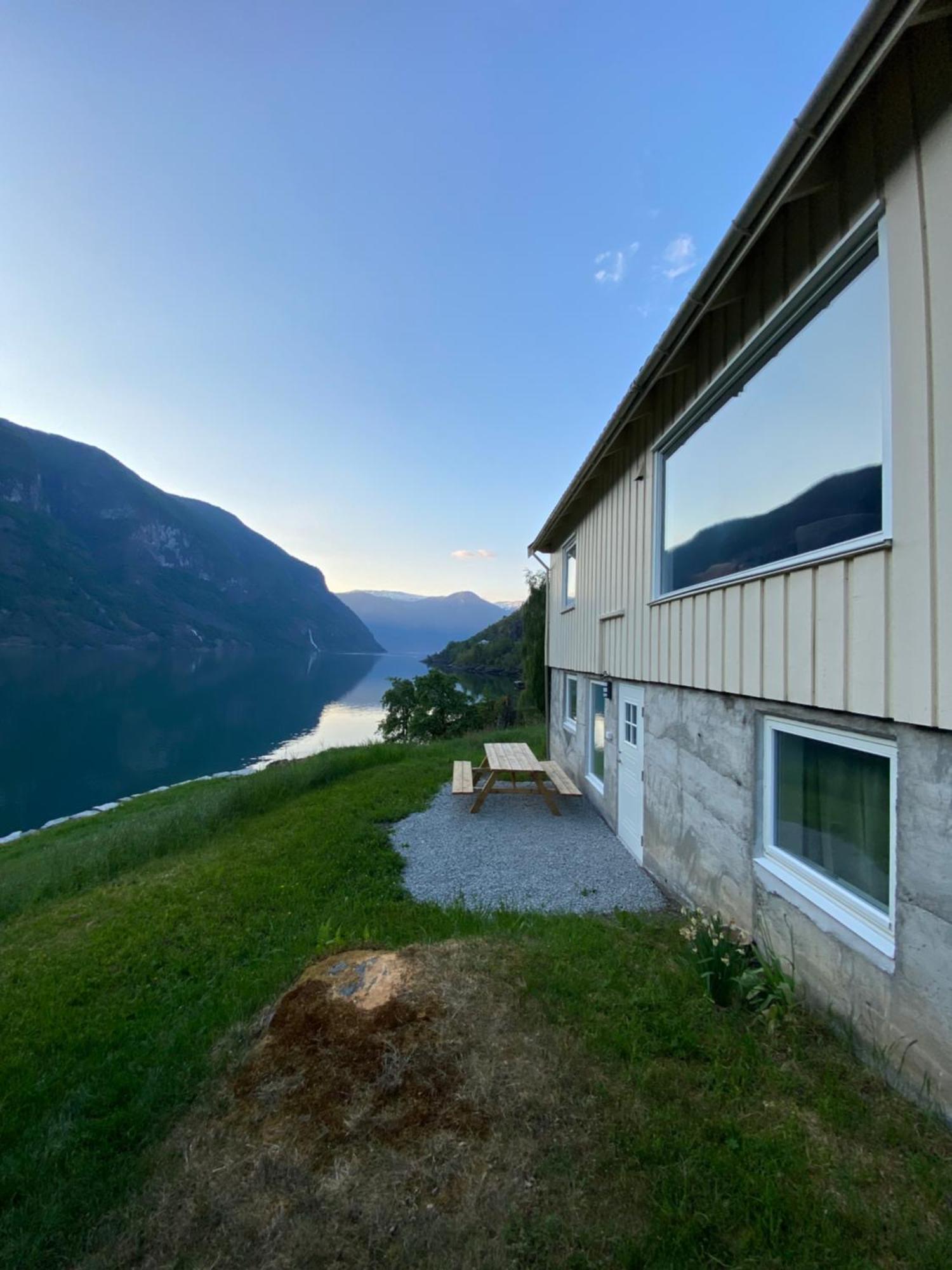 Aurland Feriehus Bagian luar foto